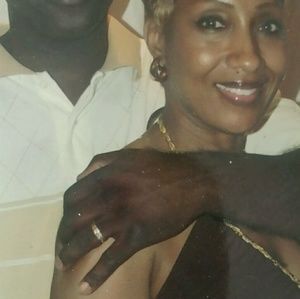 Meet your Posher, Georgetta